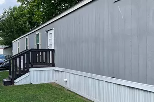 1123 Berkshire Ct, Greenville, TX 75401 - Photo 4