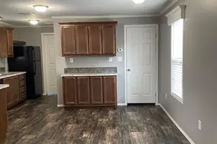 1123 Berkshire Ct, Greenville, TX 75401 - Photo 8