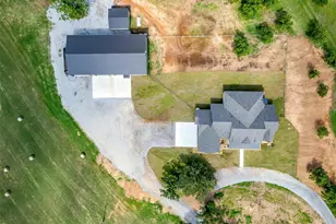 3019 Orchard Rd, Bowie, TX 76230 - Photo 4