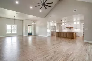 3019 Orchard Rd, Bowie, TX 76230 - Photo 12
