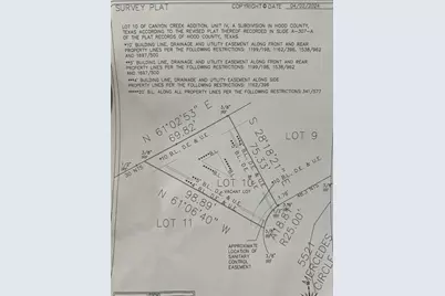 5521 Mercedes Circle, Granbury, TX 76048 - Photo 2