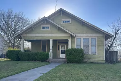 701 S Clements Street, Gainesville, TX 76240 - Photo 1