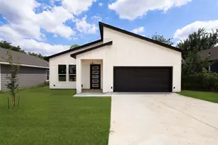 1032 E Arlington Ave, Fort Worth, TX 76104 - Photo 1