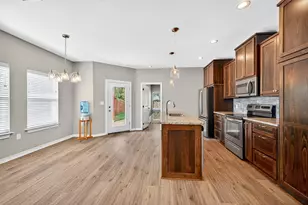 508 Goodjohn St, Collinsville, TX 76233 - Photo 8