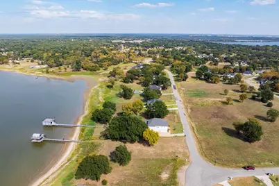 32 Shoreline Drive, Mabank, TX 75143 - Photo 16