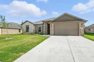 633 Mooney Dr, Saginaw, TX 76179 - Photo 2