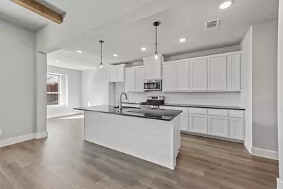 633 Mooney Drive, Saginaw, TX 76179 - Photo 8