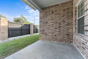 115 Hesed St, Greenville, TX 75402 - Photo 14