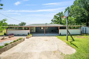 4010 Quail Ridge Ct, Granbury, TX 76049 - Photo 4