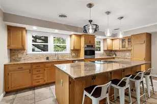 2225 Wooded Acres Dr, Waco, TX 76710 - Photo 14