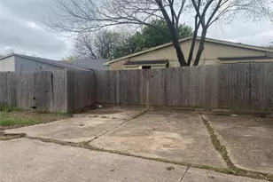 2425 Limestone Dr, Arlington, TX 76014 - Photo 18