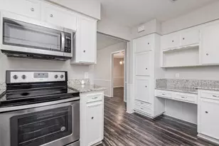 4209 W Pleasant Forest St, Arlington, TX 76015 - Photo 8