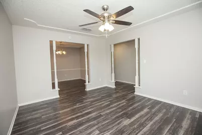 4209 W Pleasant Forest Street, Arlington, TX 76015 - Photo 4