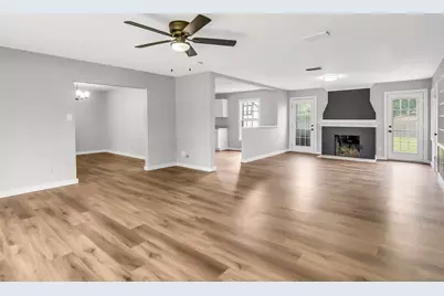 820 Lipscomb Street, Bonham, TX 75418 - Photo 8