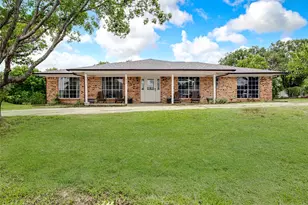 306 Country Club Dr, Joshua, TX 76058 - Photo 1