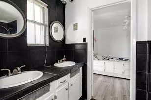 306 Country Club Dr, Joshua, TX 76058 - Photo 26