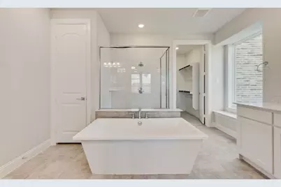 1706 Cedar Bluff Parkway, Mansfield, TX 76063 - Photo 20