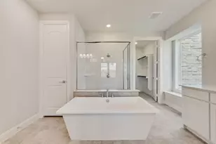 1706 Cedar Bluff Pkwy, Mansfield, TX 76063 - Photo 20