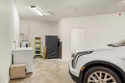 2030 Hills Court, Stephenville, TX 76401 - Photo 30