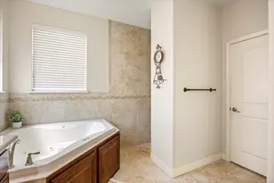 2030 Hills Court, Stephenville, TX 76401 - Photo 24