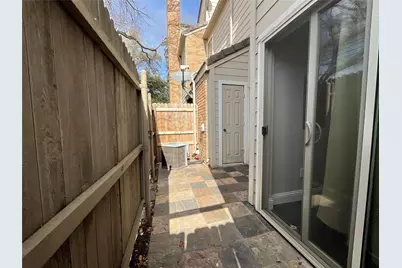 2331 N Davis Drive #D, Arlington, TX 76012 - Photo 26