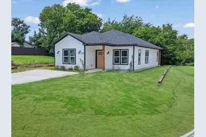 1609 E Bluff Street, Fort Worth, TX 76102 - Photo 1