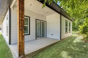 1609 E Bluff St, Fort Worth, TX 76102 - Photo 6