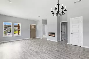 1609 E Bluff St, Fort Worth, TX 76102 - Photo 14