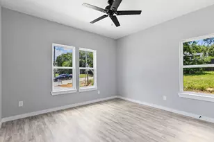 1609 E Bluff St, Fort Worth, TX 76102 - Photo 10