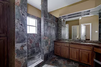 9801 Bellechase Road, Granbury, TX 76049 - Photo 32