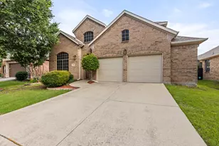 217 Cox Dr, Fate, TX 75087 - Photo 2