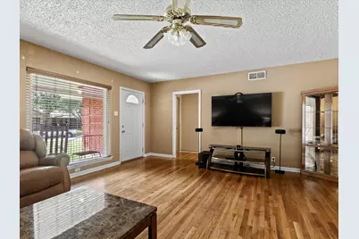 301 Redbud, Ferris, TX 75125 - Photo 4