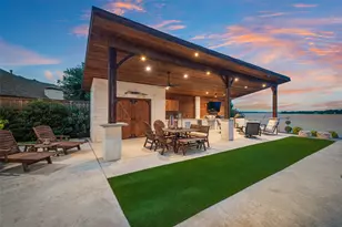 12624 Lake Shore Ct N, Fort Worth, TX 76179 - Photo 10