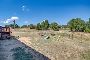 113 Salty Dog Ln, Springtown, TX 76082 - Photo 34