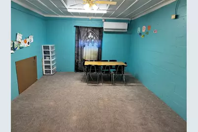 1321 E Berry St Street, Fort Worth, TX 76119 - Photo 16