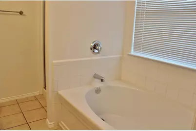 6333 Pool View Drive, Dallas, TX 75249 - Photo 10