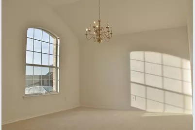 6333 Pool View Drive, Dallas, TX 75249 - Photo 2