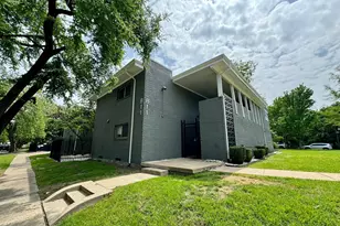 811 Skillman St, Dallas, TX 75214 - Photo 2