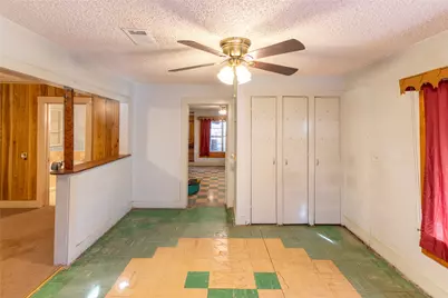 305 Bryan Street, Glen Rose, TX 76043 - Photo 22
