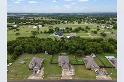 202 Milky Way Road, Bruceville, TX 76630 - Photo 38