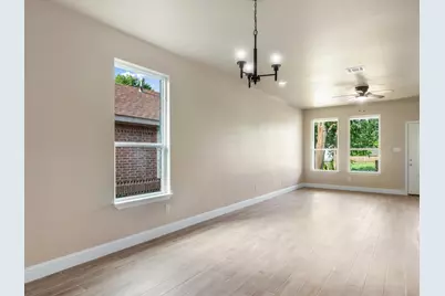 1510 N Wilhite Street, Cleburne, TX 76031 - Photo 12