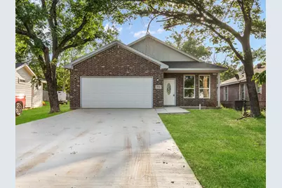 1510 N Wilhite Street, Cleburne, TX 76031 - Photo 1