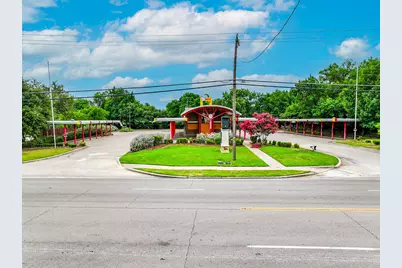 1300 Pioneer Drive, Irving, TX 75061 - Photo 4