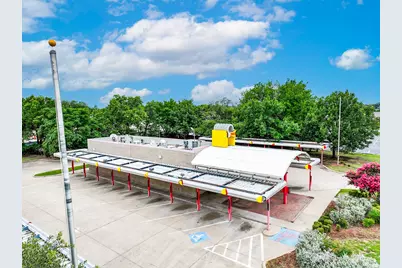 1300 Pioneer Drive, Irving, TX 75061 - Photo 10