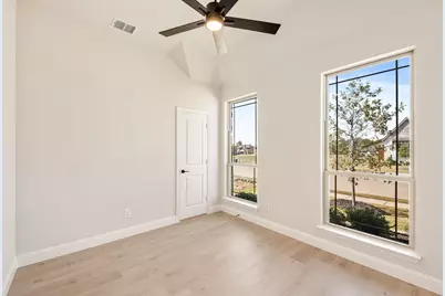 212 Seminole Trail, Alvarado, TX 76009 - Photo 6