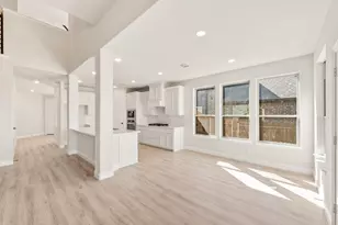 221 Comanche Trail, Alvarado, TX 76009 - Photo 12