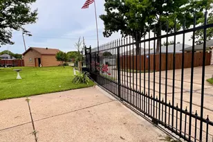 2000 Homestead Dr, Mesquite, TX 75181 - Photo 32