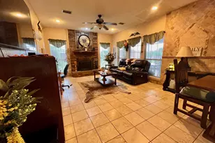 2000 Homestead Dr, Mesquite, TX 75181 - Photo 10