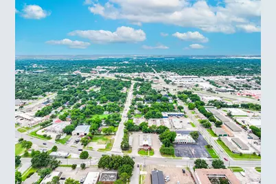 1300 W Pioneer Drive, Irving, TX 75061 - Photo 14