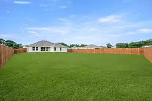 733 Stone Eagle Dr, Azle, TX 76020 - Photo 26